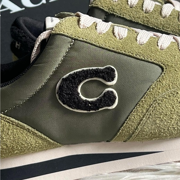 CP935 - Coach Women’s Runner Sneaker - Picture 6 of 15